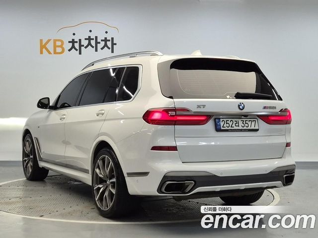 BMW X7 M50i 6STR