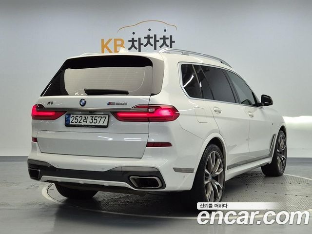 BMW X7 M50i 6STR