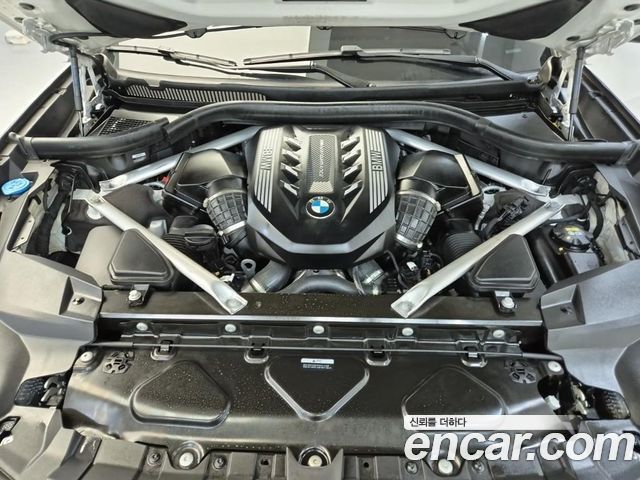 BMW X7 M50i 6STR