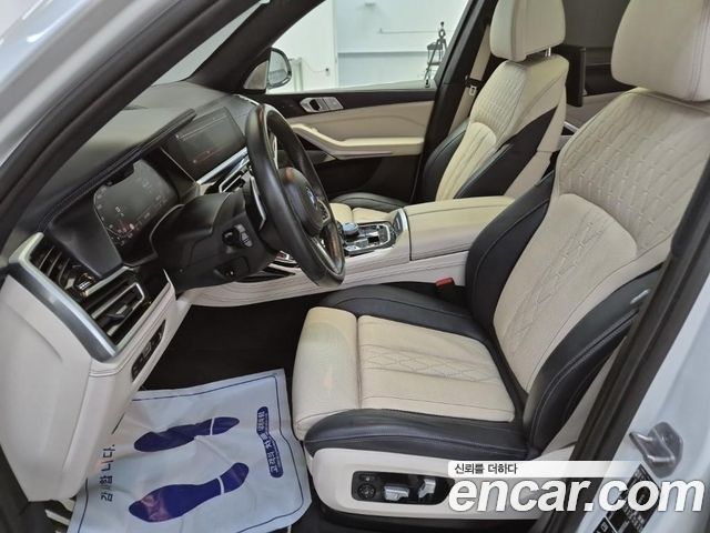 BMW X7 M50i 6STR