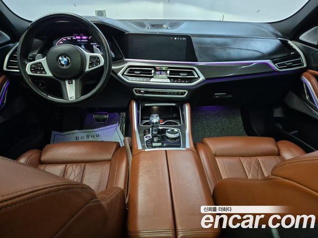 BMW X6 M50i