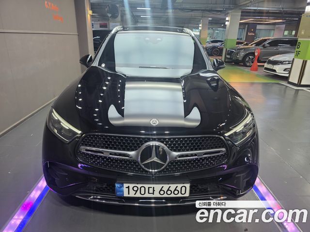 Mercedes-Benz GLC-Class GLC300 4MATIC AMG Line