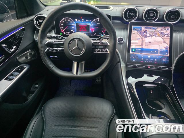 Mercedes-Benz GLC-Class GLC300 4MATIC AMG Line