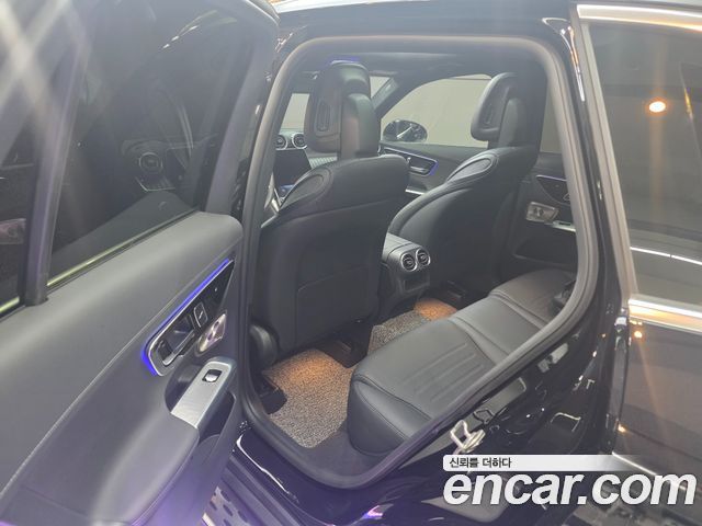 Mercedes-Benz GLC-Class GLC300 4MATIC AMG Line