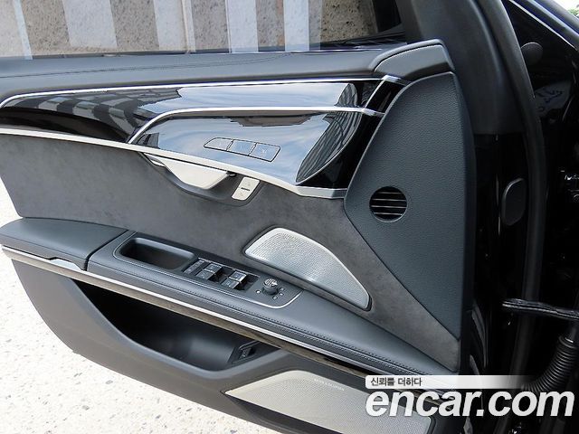 Audi A8 55 TFSI Quattro LWB