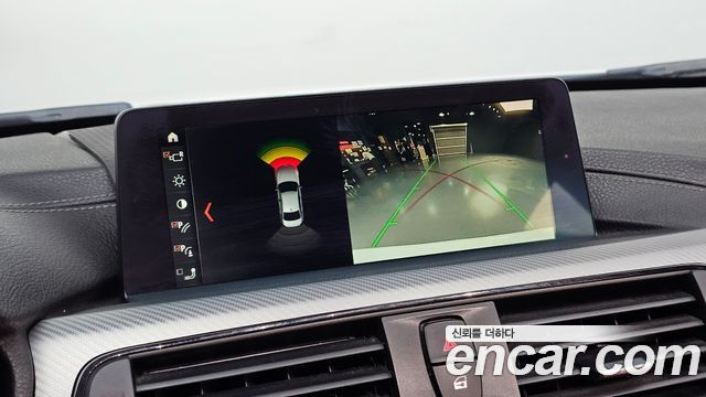 BMW 3-Series 330i M Sport Shadow
