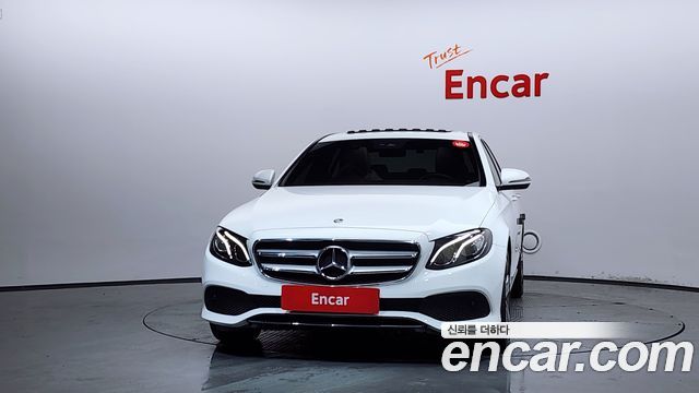 Mercedes-Benz E-Class E300 Avantgarde