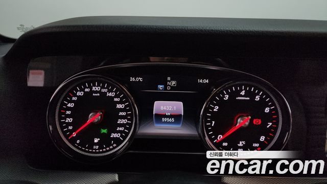 Mercedes-Benz E-Class E300 Avantgarde