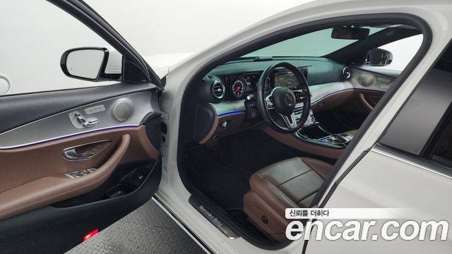 Mercedes-Benz E-Class E300 Avantgarde