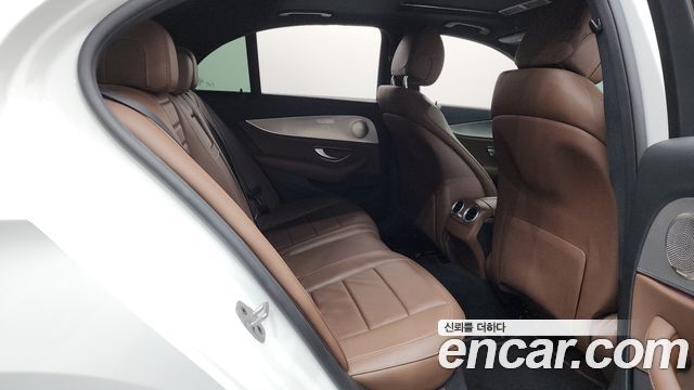 Mercedes-Benz E-Class E300 Avantgarde