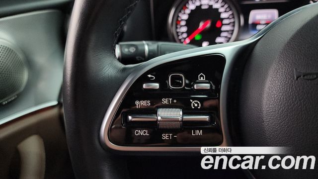 Mercedes-Benz E-Class E300 Avantgarde
