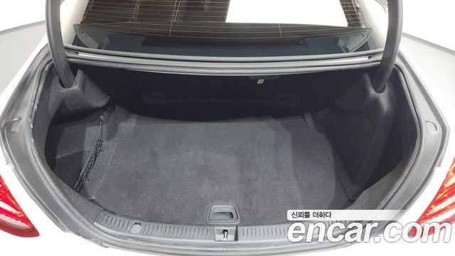 Mercedes-Benz E-Class E300 Avantgarde