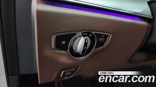 Mercedes-Benz E-Class E300 Avantgarde