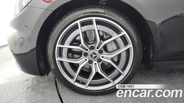 Mercedes-Benz E-Class E220d 4MATIC AMG Line