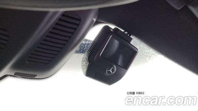 Mercedes-Benz E-Class E220d 4MATIC AMG Line