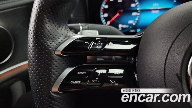 Mercedes-Benz E-Class E220d 4MATIC AMG Line