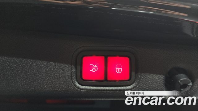 Mercedes-Benz E-Class E220d 4MATIC AMG Line