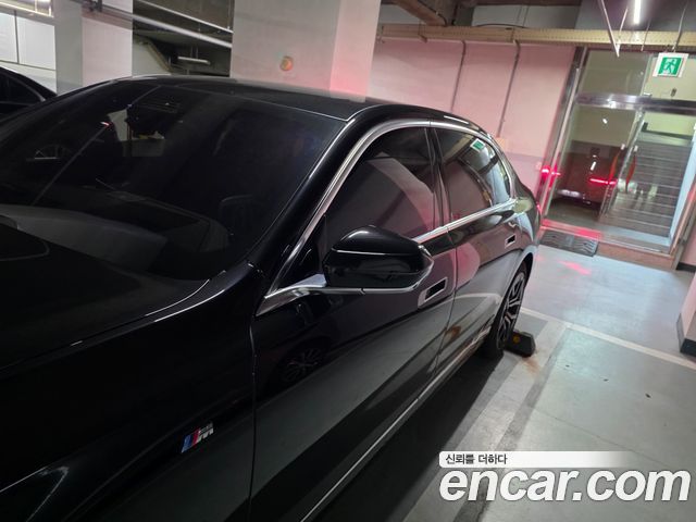 BMW 7-Series 740d xDrive M Sport