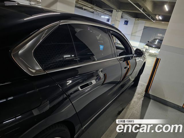 BMW 7-Series 740d xDrive M Sport