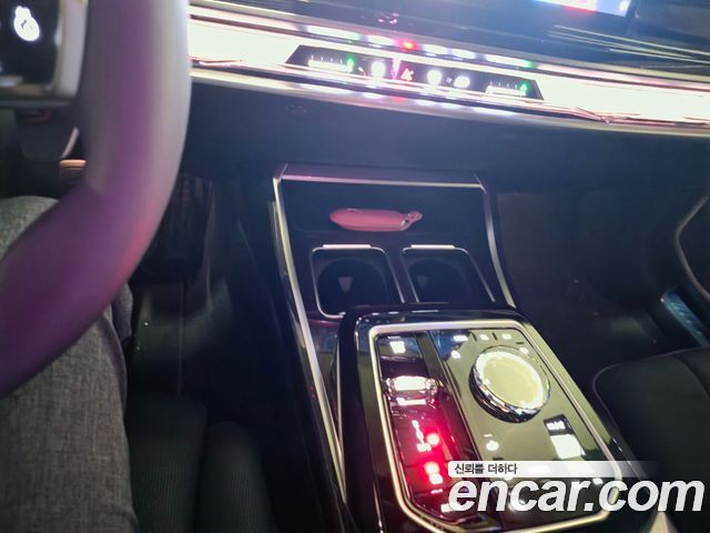 BMW 7-Series 740d xDrive M Sport