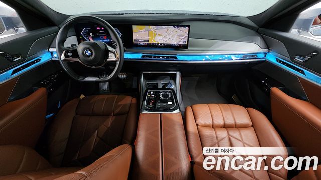 BMW 7-Series 740i sDrive Design Pure Excellence