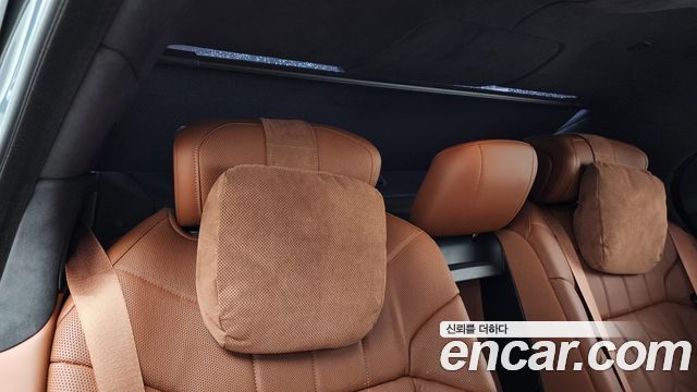 BMW 7-Series 740i sDrive Design Pure Excellence