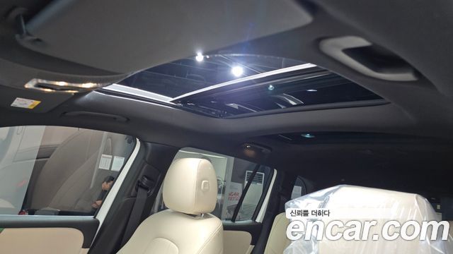 Mercedes-Benz GLB-Class GLB220