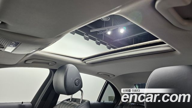 Mercedes-Benz E-Class E220d 4MATIC Exclusive
