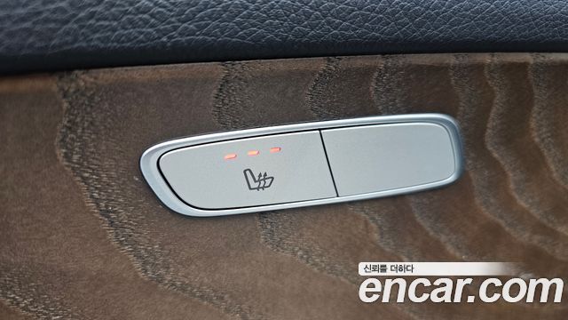 Mercedes-Benz E-Class E220d 4MATIC Exclusive
