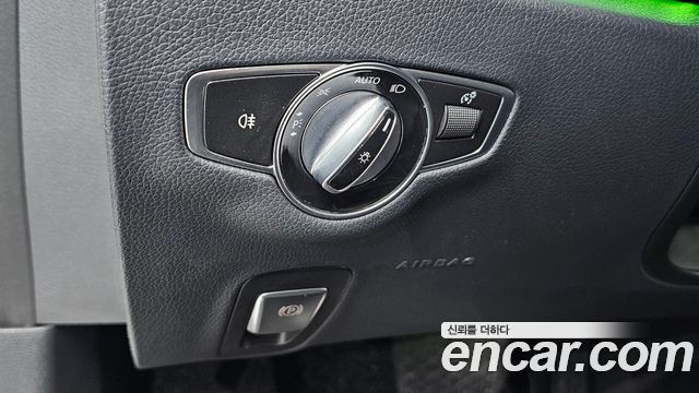 Mercedes-Benz E-Class E220d 4MATIC Exclusive