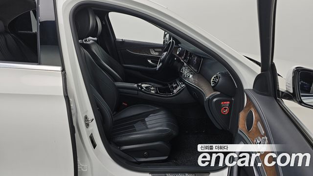 Mercedes-Benz E-Class E220d 4MATIC Exclusive