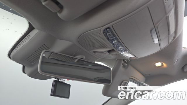 Mercedes-Benz E-Class E200 Avantgarde