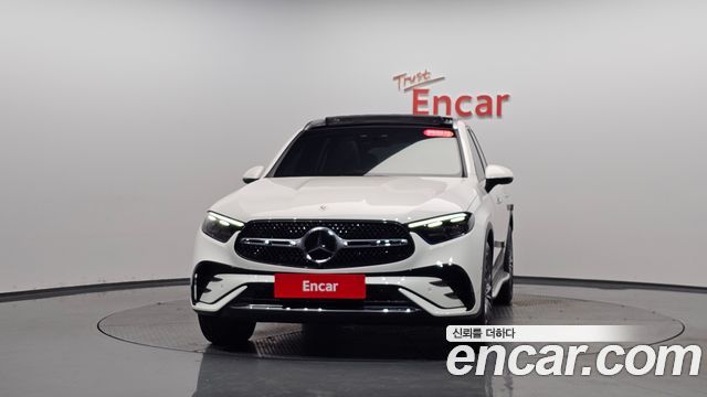 Mercedes-Benz GLC-Class GLC300 4MATIC AMG Line
