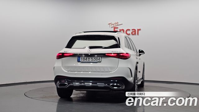 Mercedes-Benz GLC-Class GLC300 4MATIC AMG Line