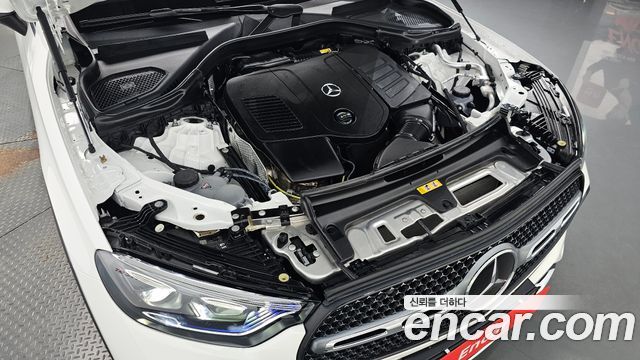 Mercedes-Benz GLC-Class GLC300 4MATIC AMG Line