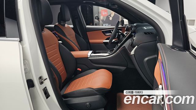 Mercedes-Benz GLC-Class GLC300 4MATIC AMG Line