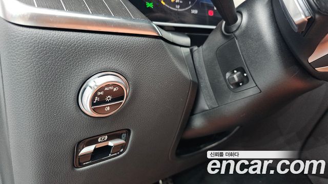 Mercedes-Benz GLC-Class GLC300 4MATIC AMG Line