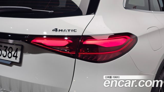 Mercedes-Benz GLC-Class GLC300 4MATIC AMG Line