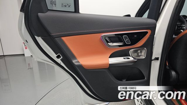 Mercedes-Benz GLC-Class GLC300 4MATIC AMG Line
