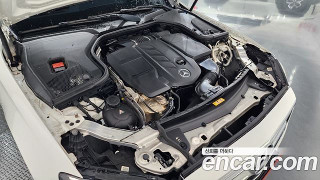Mercedes-Benz E-Class E220d Avantgarde