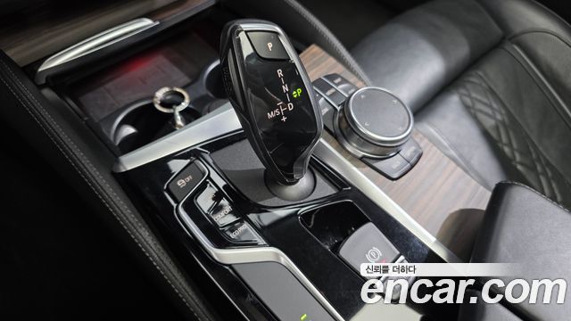 BMW 5-Series 530i Luxury Plus
