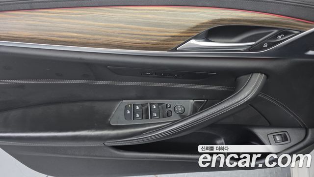 BMW 5-Series 530i Luxury Plus
