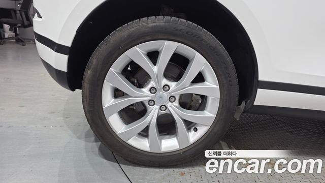 Land Rover Range Rover Evoque P250 SE