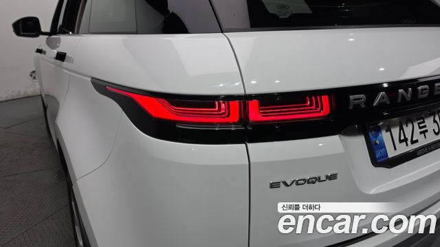 Land Rover Range Rover Evoque P250 SE