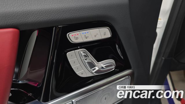 Mercedes-Benz G-Class AMG G63