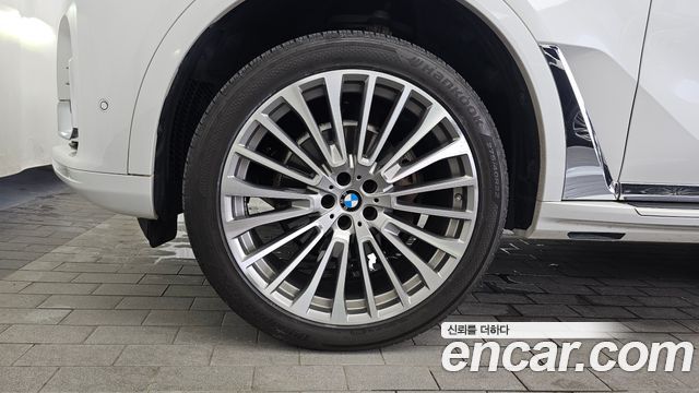 BMW X7 xDrive 40i Design Pure Excellence 7-Seater