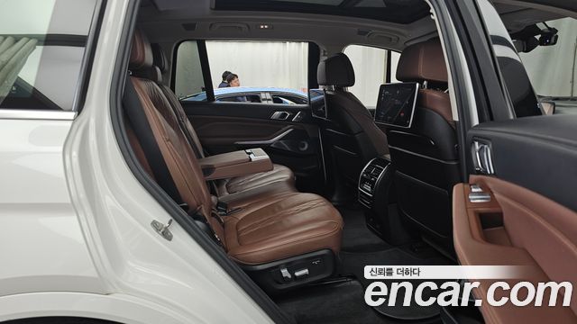 BMW X7 xDrive 40i Design Pure Excellence 7-Seater