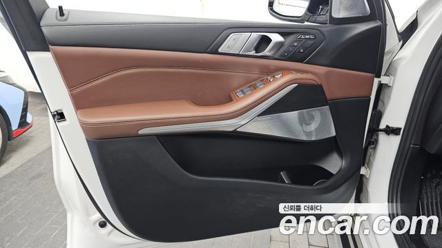 BMW X7 xDrive 40i Design Pure Excellence 7-Seater