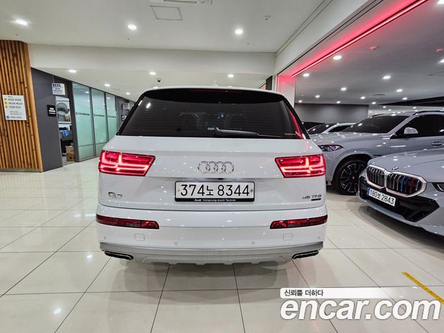 Audi Q7 45 TFSI Quattro