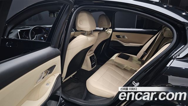 BMW 3-Series 320i M Sport